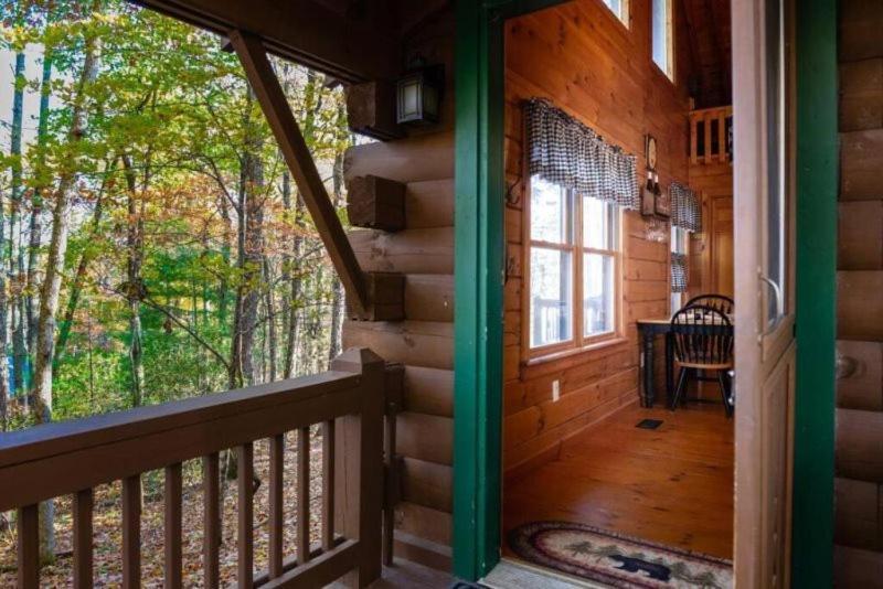 Mountain Time Cabin, Hot Tub, Fire Pit, Fireplace Villa Blue Ridge Exterior photo