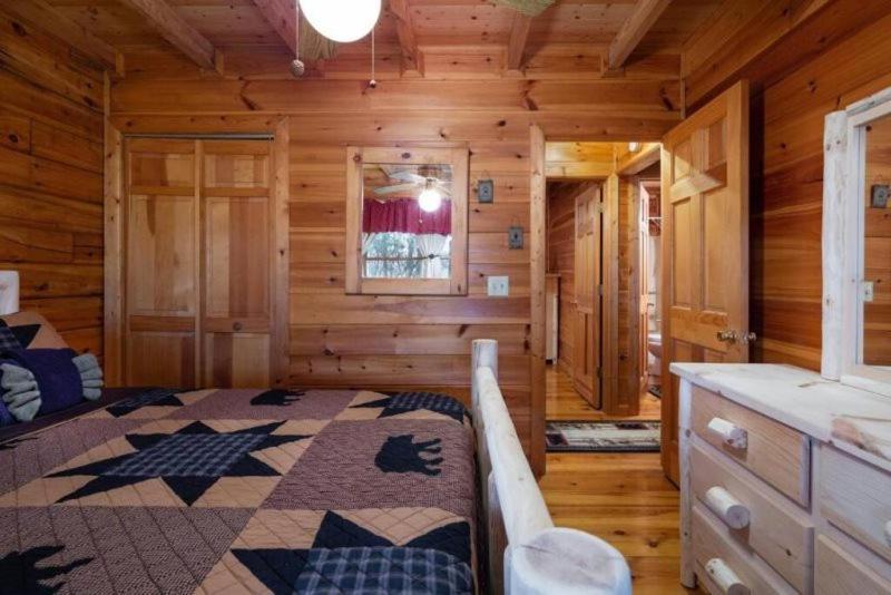 Mountain Time Cabin, Hot Tub, Fire Pit, Fireplace Villa Blue Ridge Exterior photo