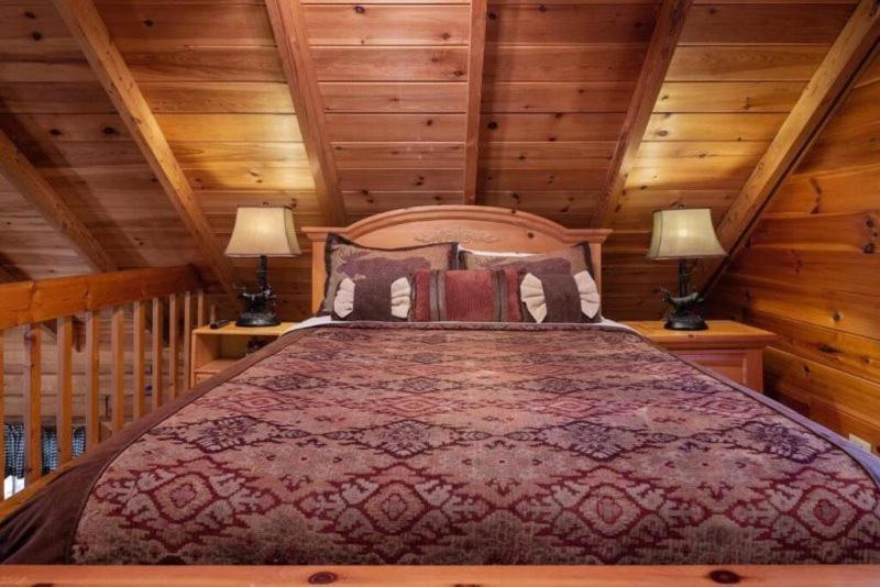 Mountain Time Cabin, Hot Tub, Fire Pit, Fireplace Villa Blue Ridge Exterior photo